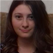 Etudiante en deuxième année de droit possédant un double bac franco-espagnol donnant cours de soutien en espagnol niveau collège et lycée